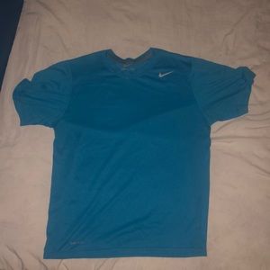 Men’s nike t shirt